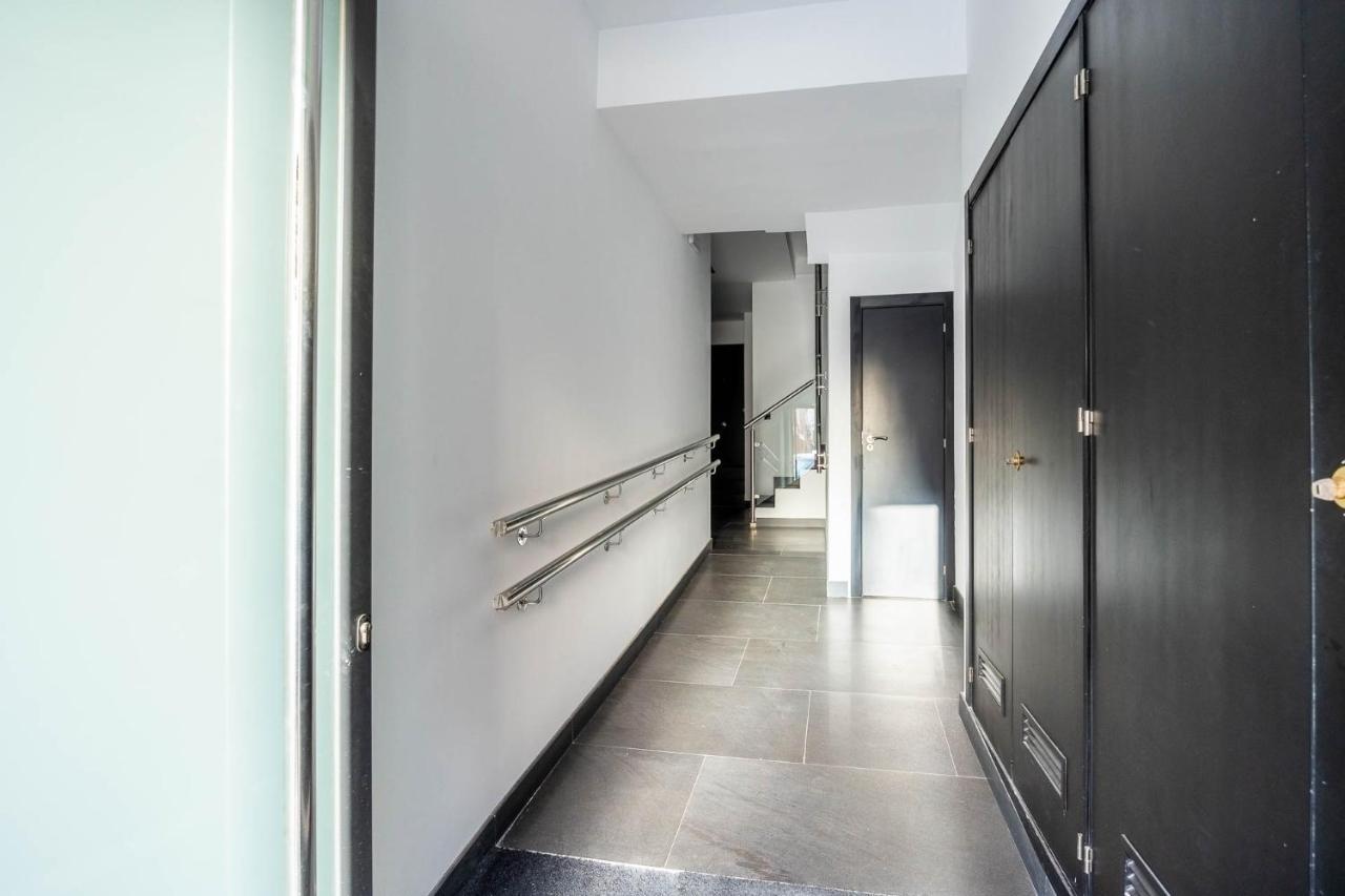 Nervion Suites 1 - Vacacional Sevilla Екстериор снимка